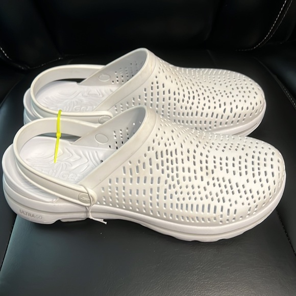 Skechers Foamies UltraGO Clogs White Women’s Size 10 - Picture 5 of 8